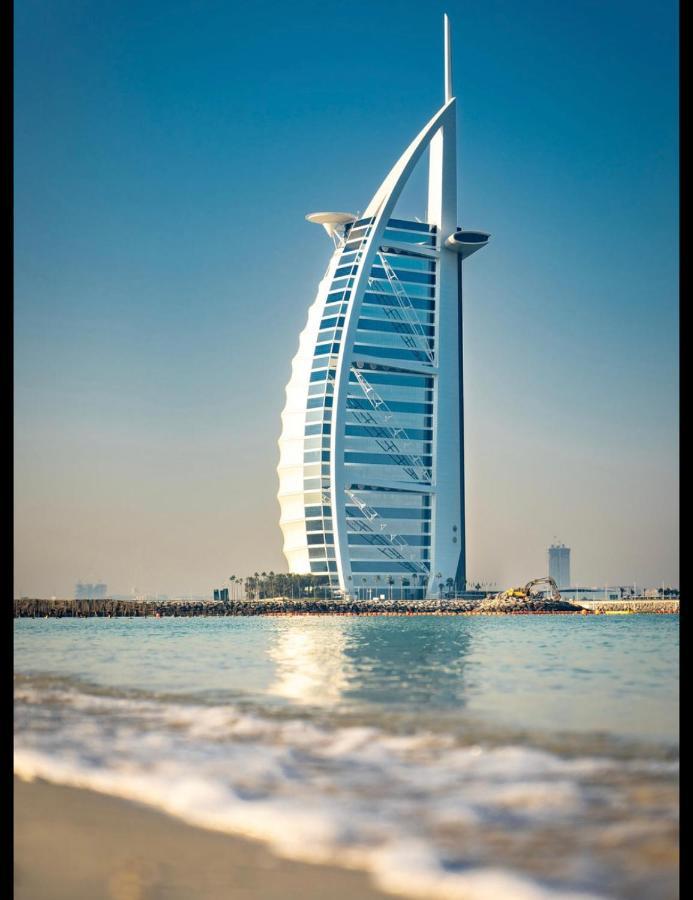One Masterbedroom In 2 Bedroom Apt,al Darwesh,al Barsha 1 Aparthotel Dubai